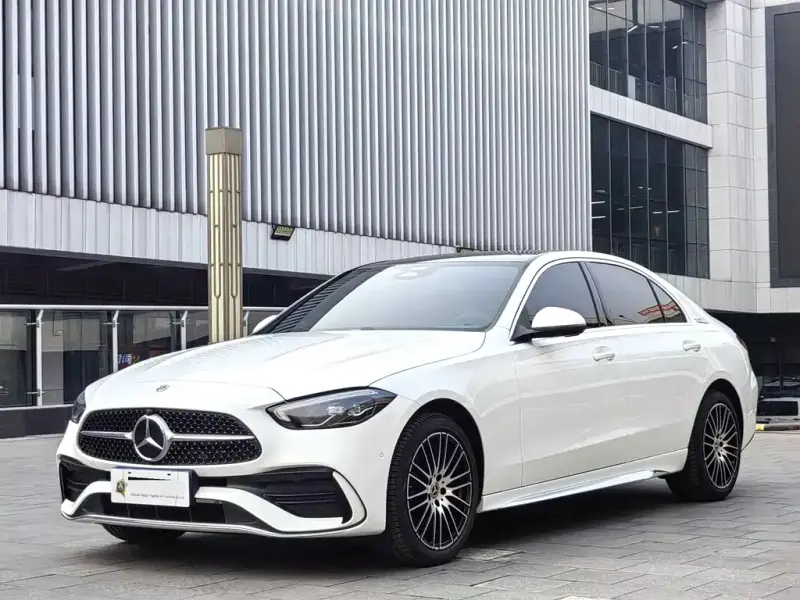 Mercedes-Benz C-Class, 2024