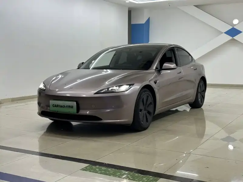 Tesla Model 3, 2023