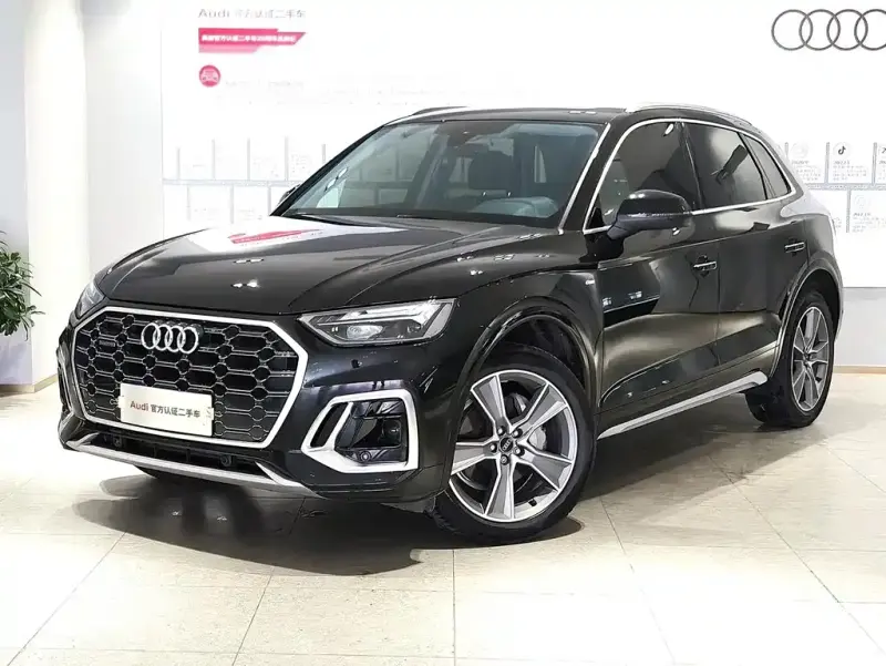 Audi Q5L, 2022