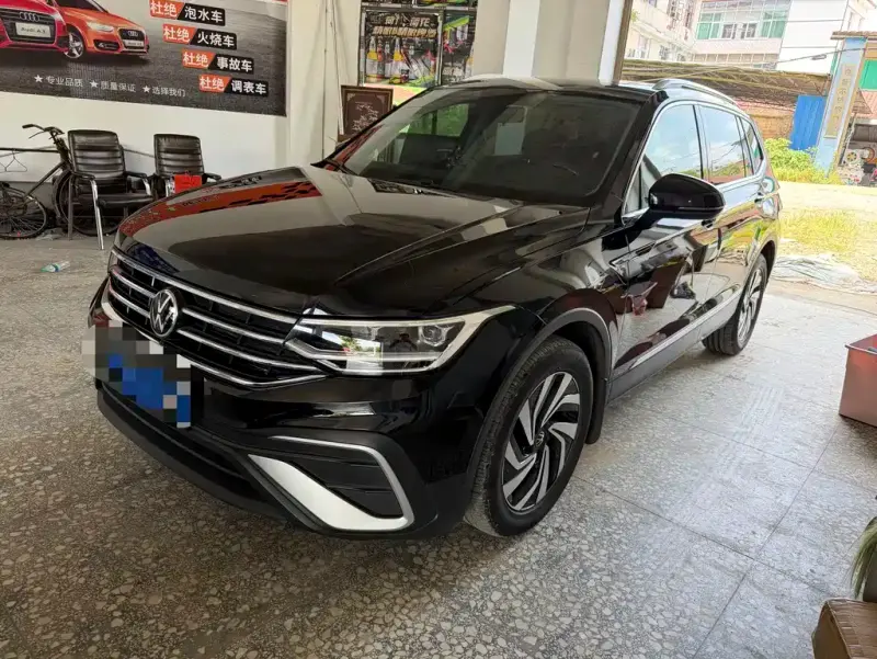 Volkswagen Tiguan L, 2022
