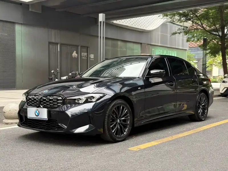 BMW 3 Series, 2023