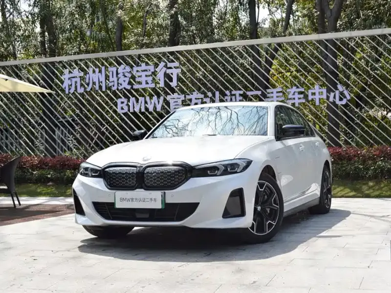 BMW i3, 2025