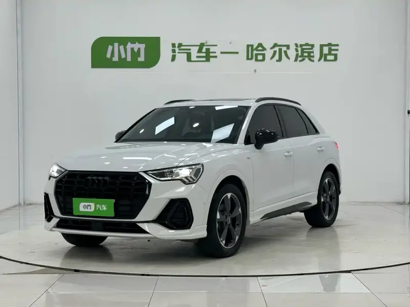 Audi Q3, 2022