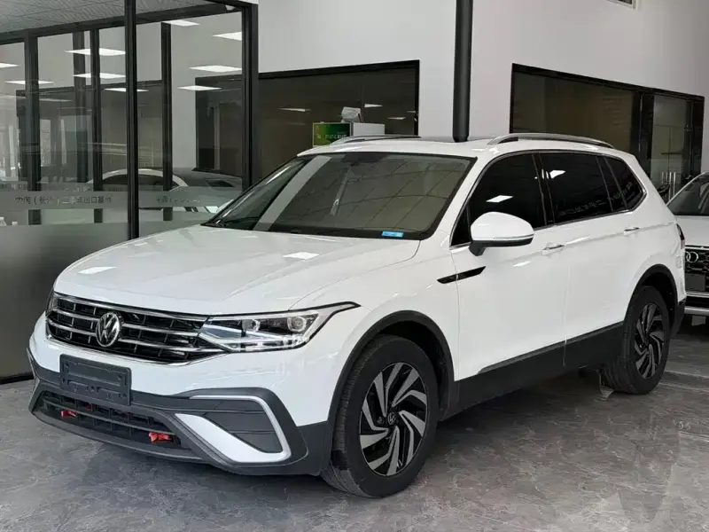 Volkswagen Tiguan L, 2022