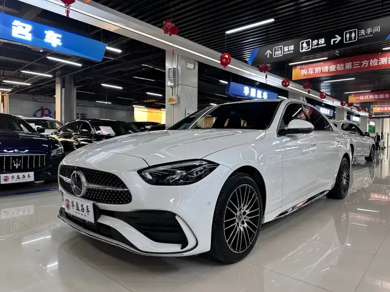 Mercedes-Benz C-Class, 2024