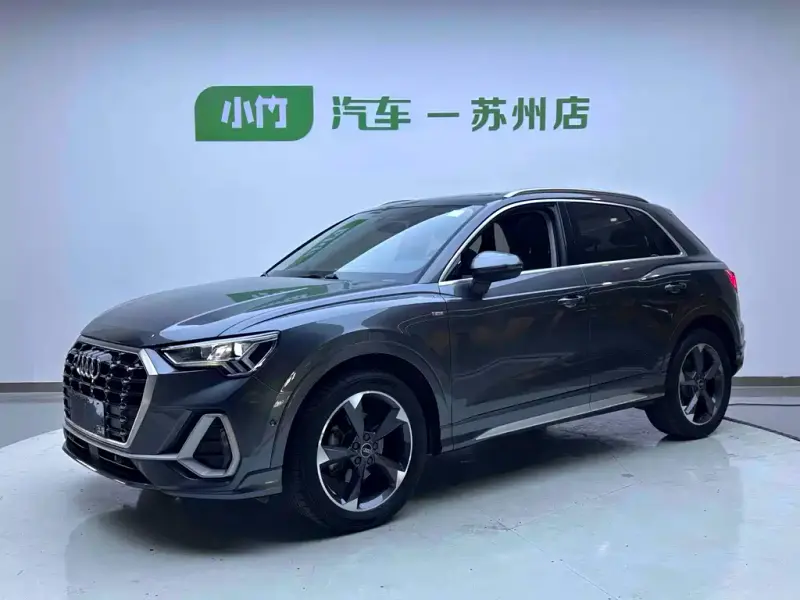 Audi Q3, 2022