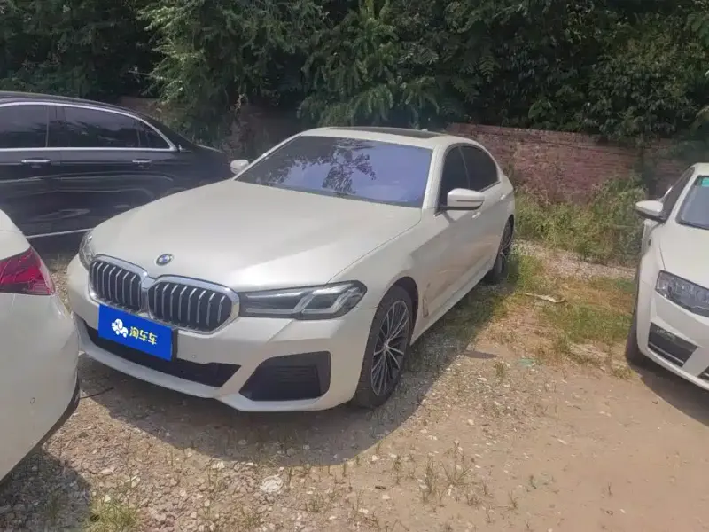 BMW 5 Series, 2022