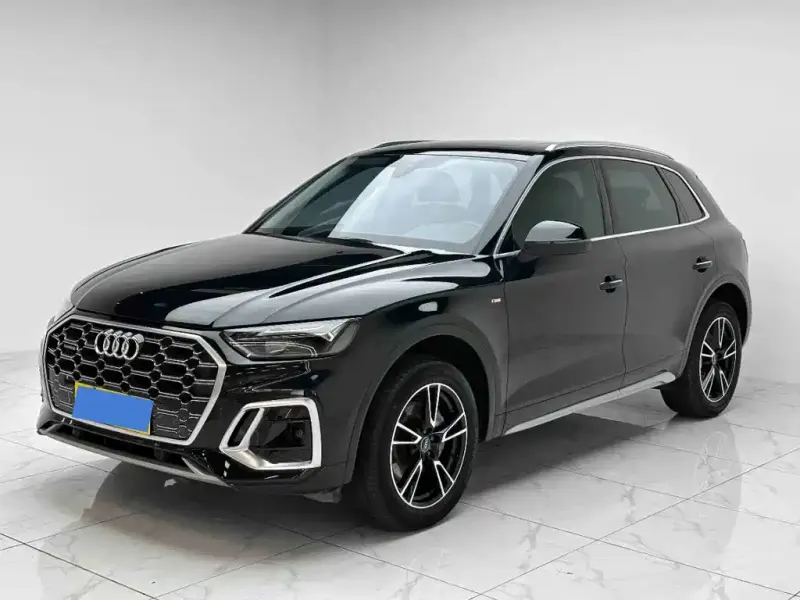Audi Q5L, 2022