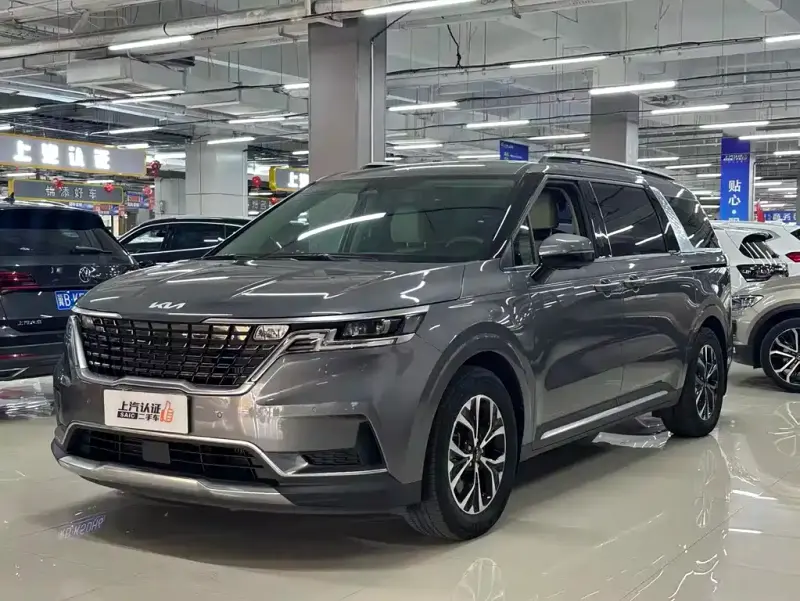 Kia Carnival, 2022