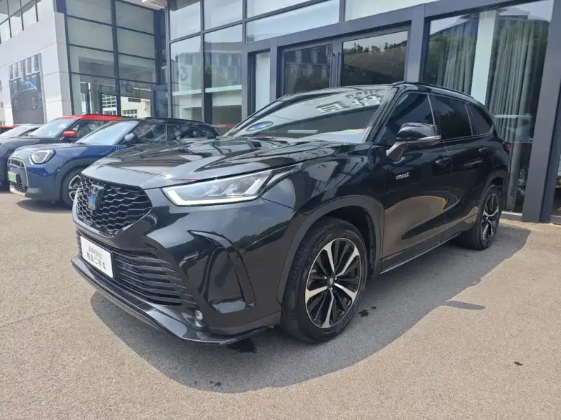 Toyota Crown Kluger, 2023