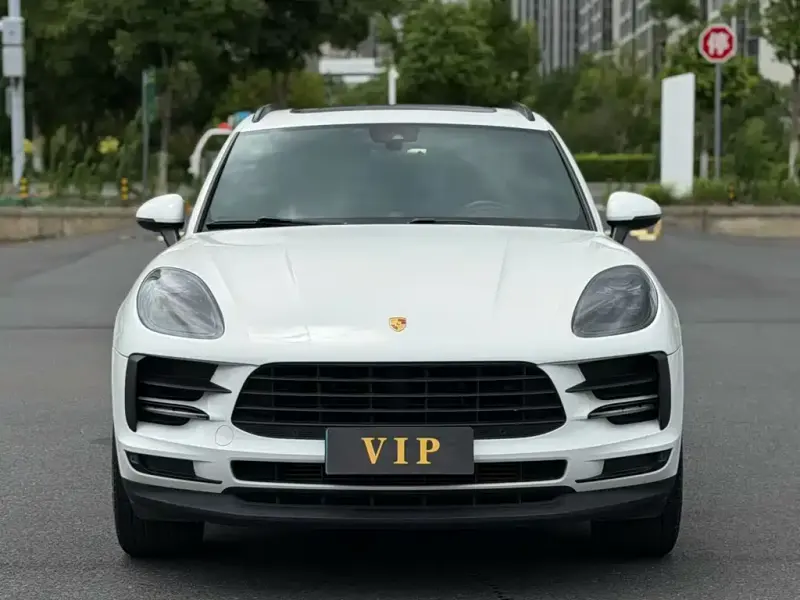 Porsche Macan, 2022