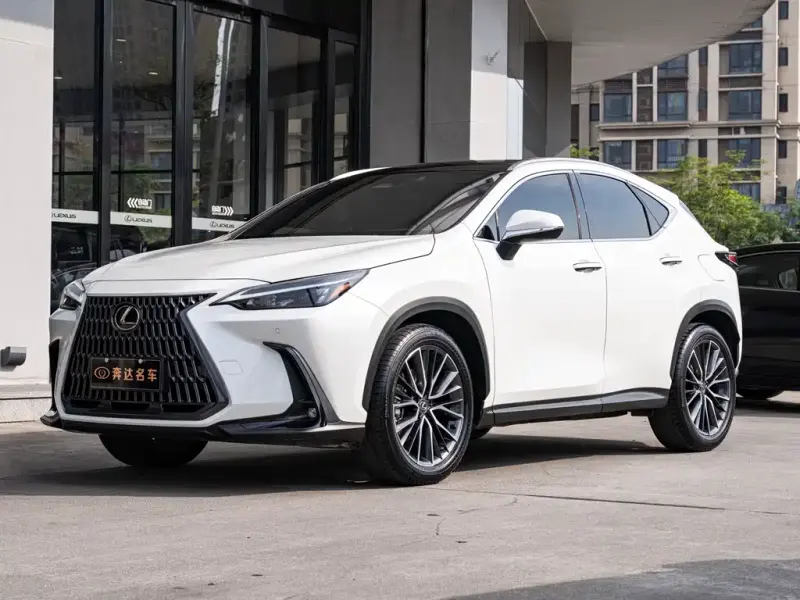 Lexus NX, 2023