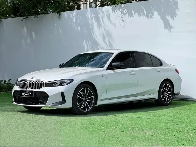 BMW 3 Series, 2023