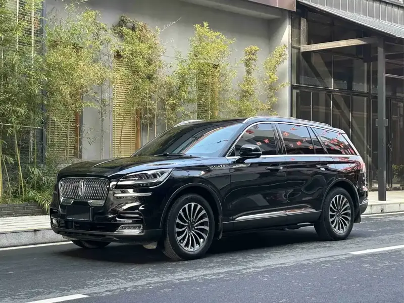Lincoln Aviator, 2022