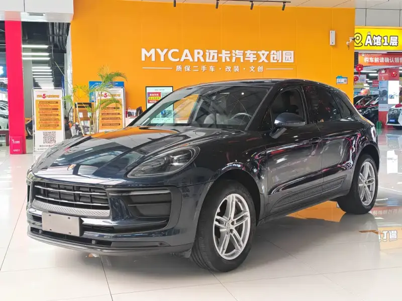 Porsche Macan, 2022
