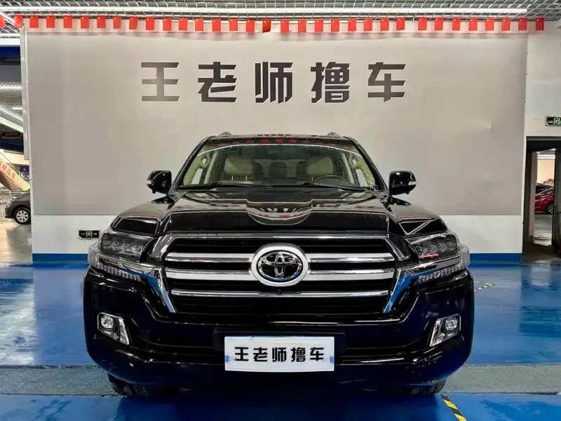 Toyota Land Cruiser, 2018