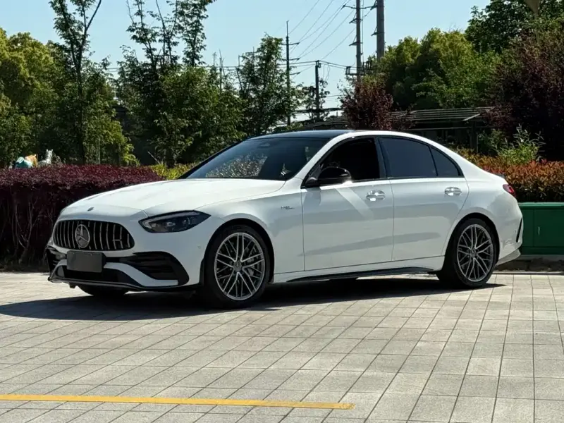 Mercedes-Benz C-Class AMG, 2025