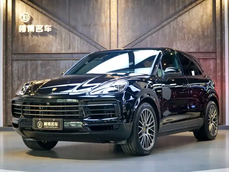 Porsche Cayenne Hybrid, 2023