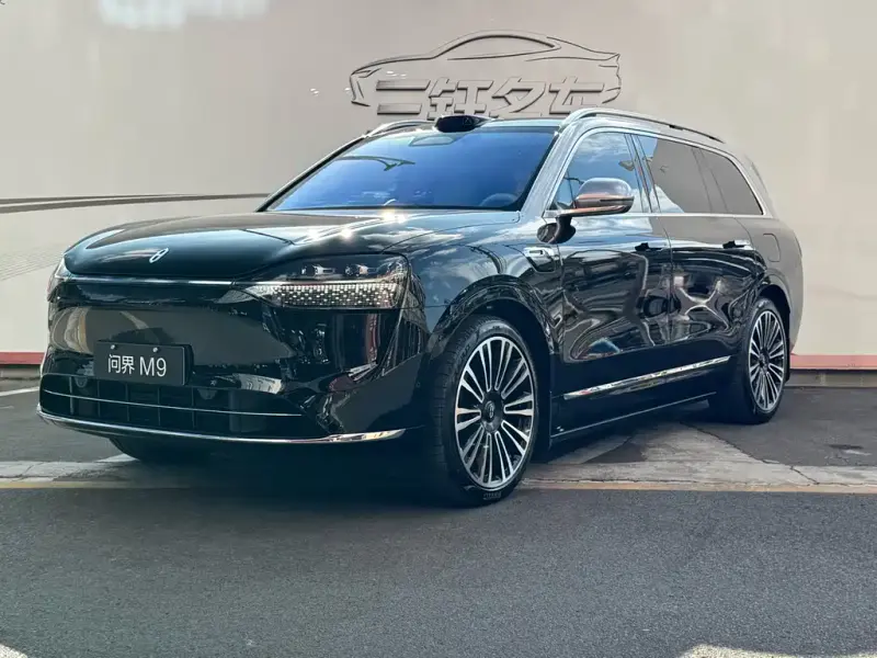 AITO M9, 2025