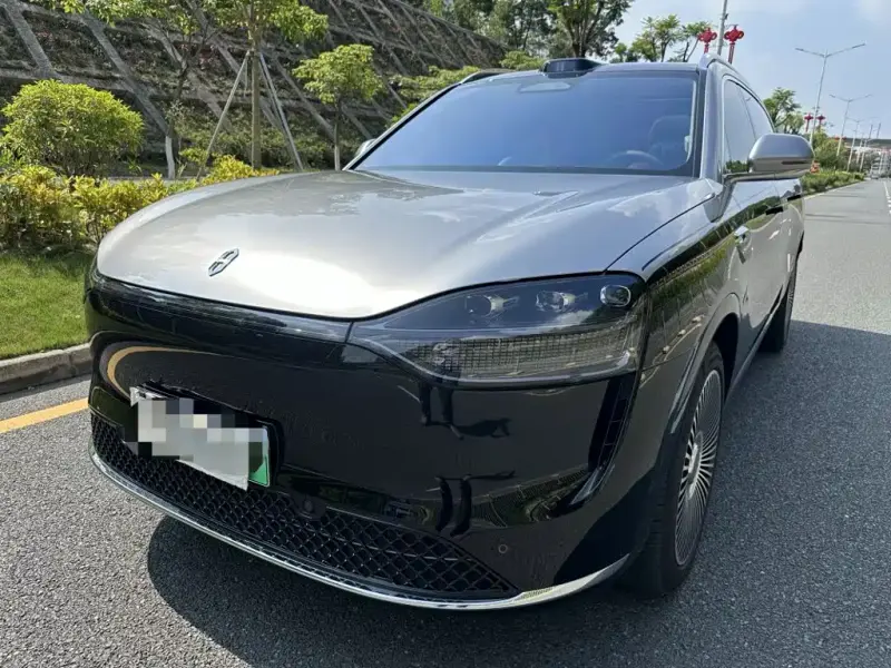 AITO M9, 2025