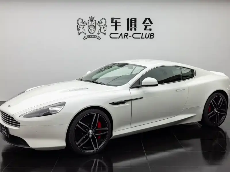 Aston Martin DB9, 2014