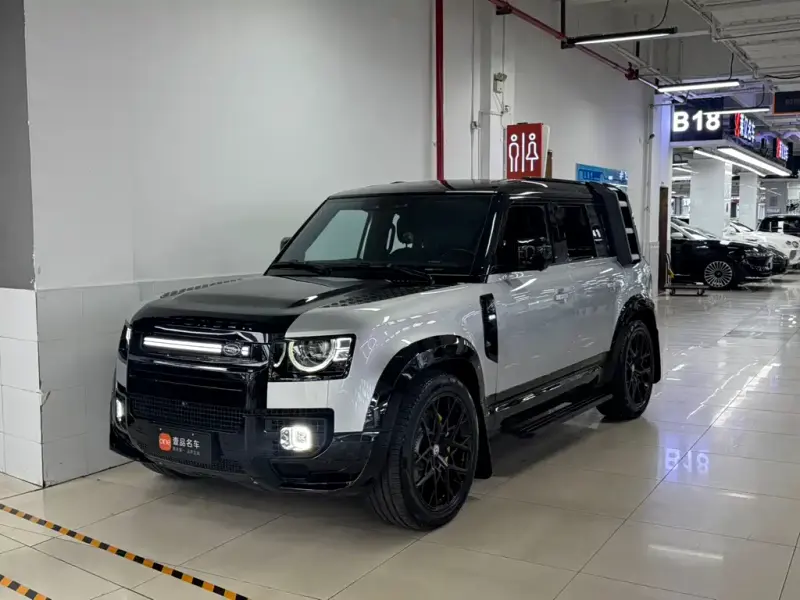 Land Rover Defender, 2021