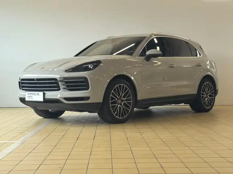 Porsche Cayenne, 2022