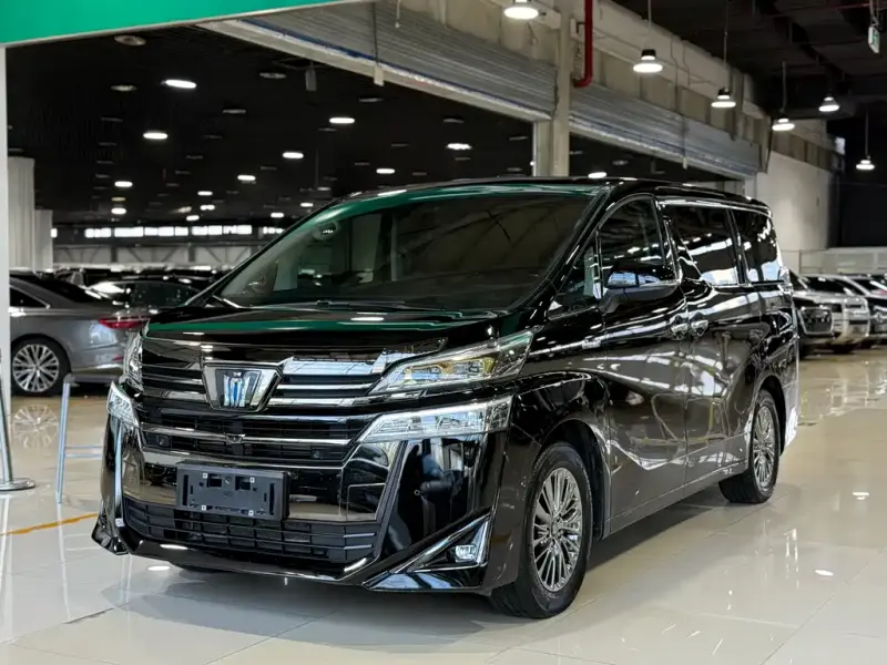 Toyota Vellfire, 2023