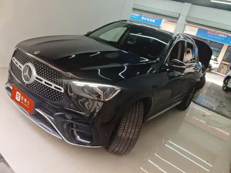 Mercedes-Benz GLE( ), 2024