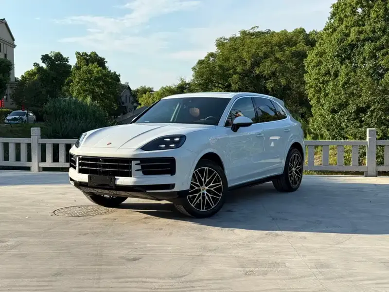 Porsche Cayenne, 2025