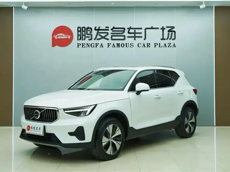 Volvo XC40, 2024