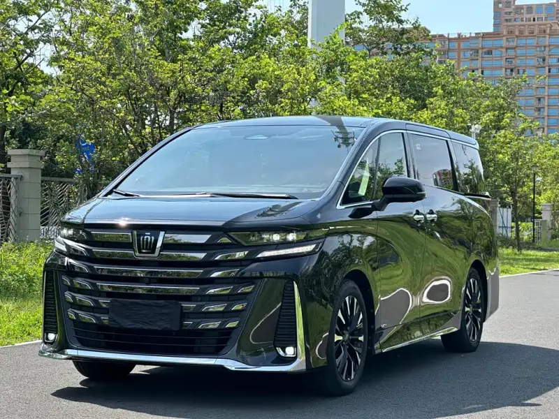 Toyota Alphard, 2024