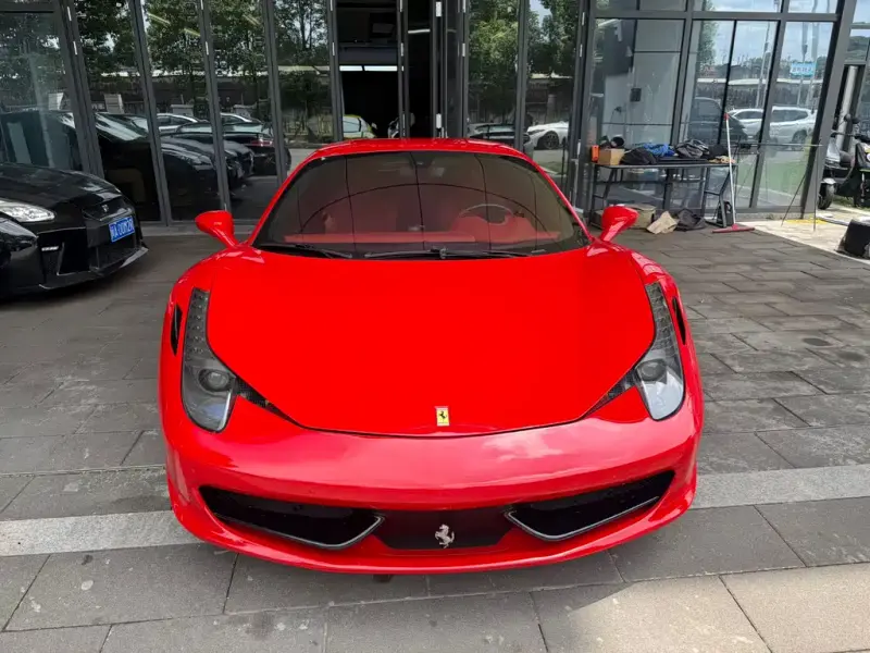 Ferrari 458, 2012
