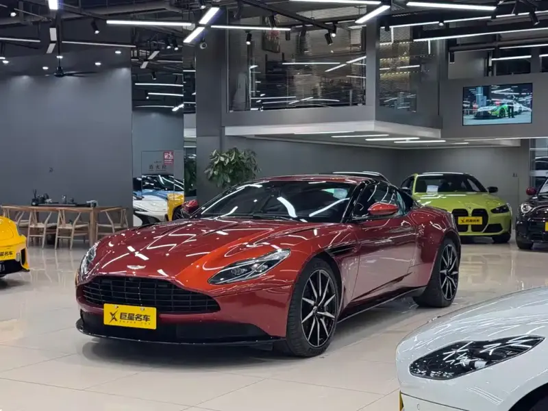 Aston Martin DB11, 2017