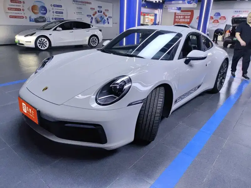 Porsche 911, 2022