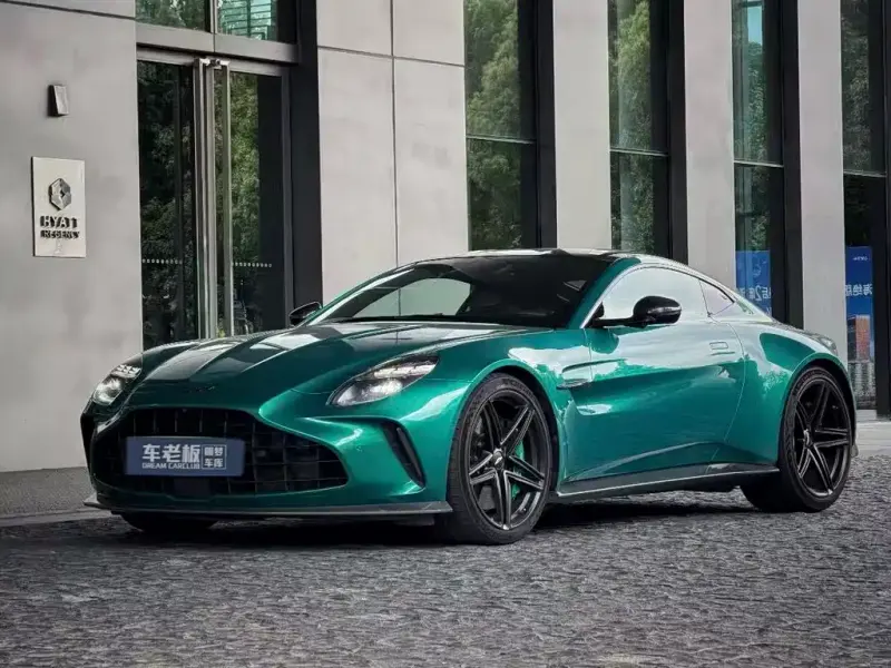 Aston Martin V8 Vantage, 2025