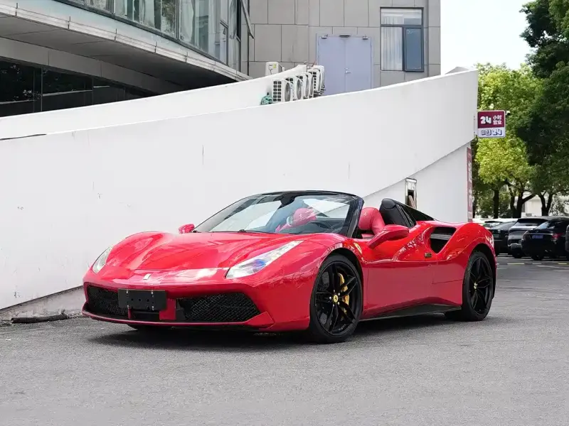 Ferrari 488, 2019