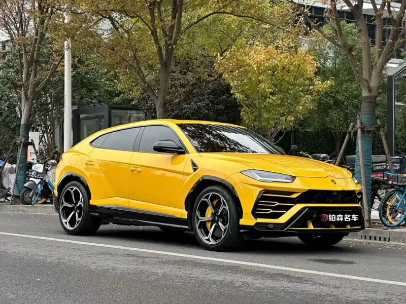 Lamborghini Urus, 2021
