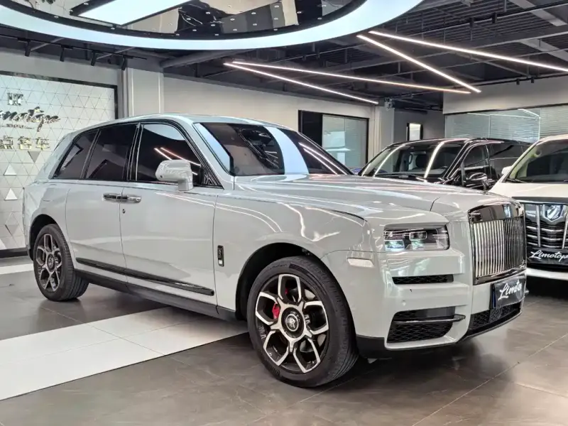Rolls-Royce Cullinan, 2021