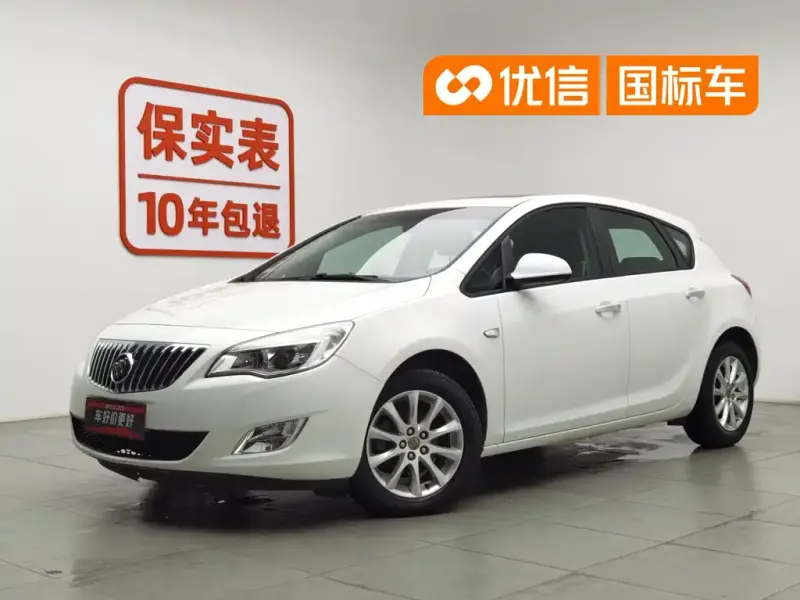 Buick Excelle, 2013