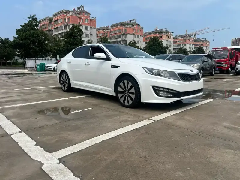 Kia K5, 2013