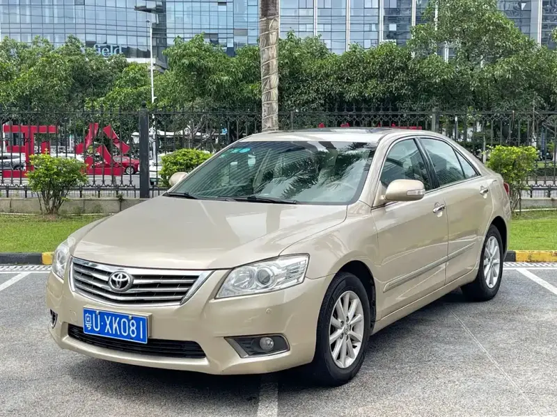 Toyota Camry, 2010