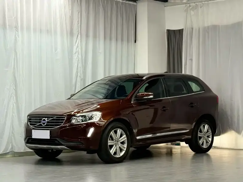 Volvo XC60, 2015