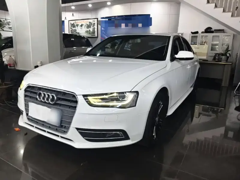 Audi A4L, 2015