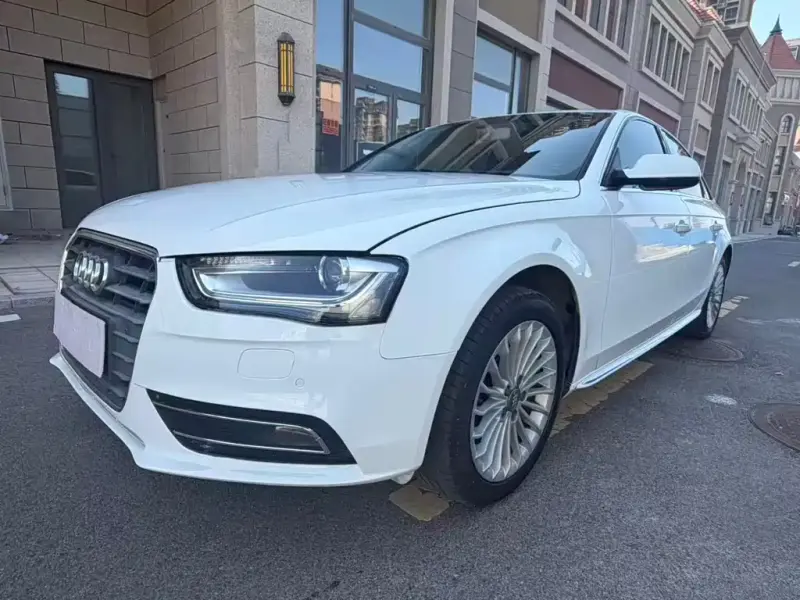 Audi A4L, 2016