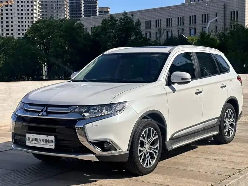 Mitsubishi Outlander, 2018