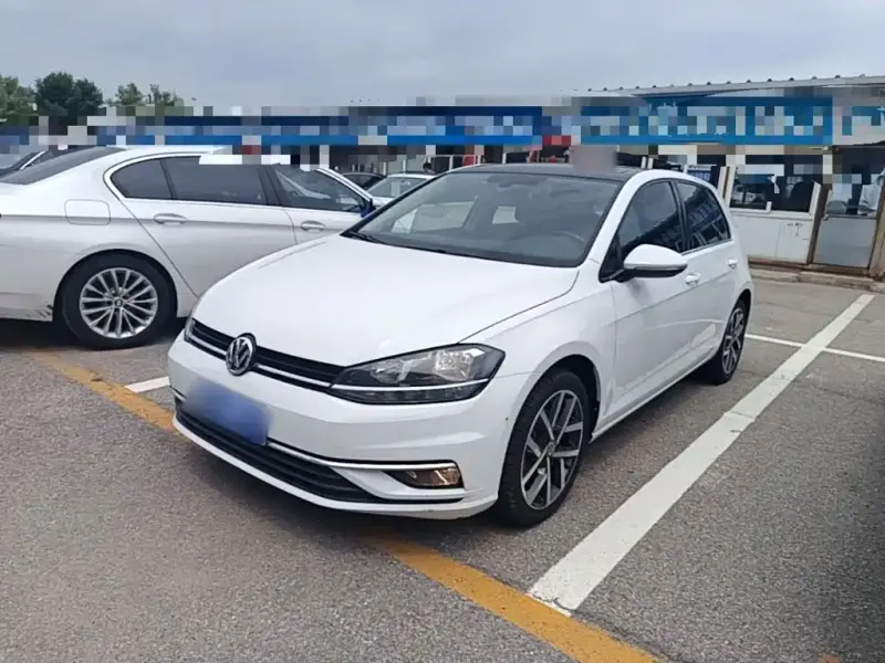 Volkswagen Golf, 2020