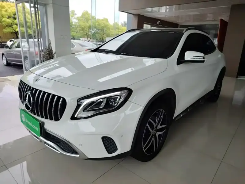 Mercedes-Benz GLA, 2017