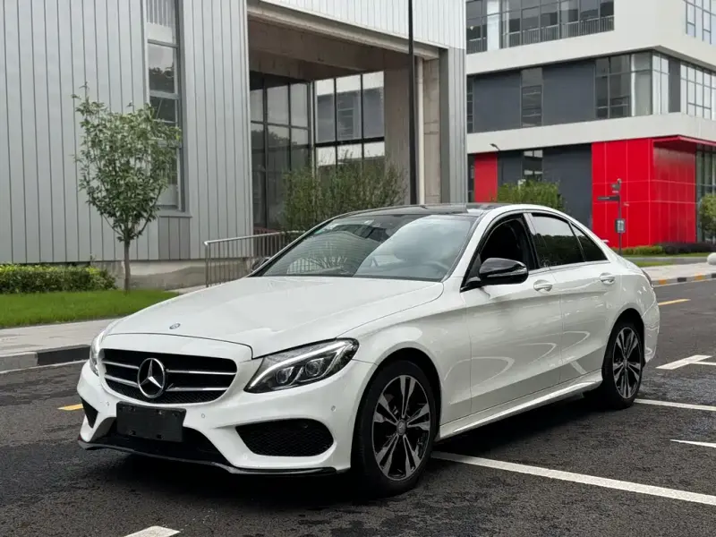 Mercedes-Benz C-Class, 2015
