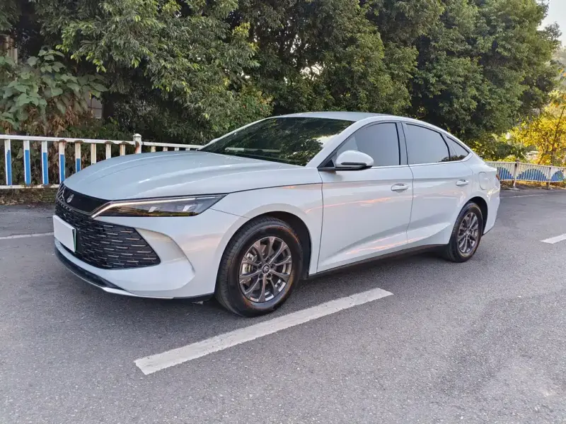 BYD Qin L, 2025